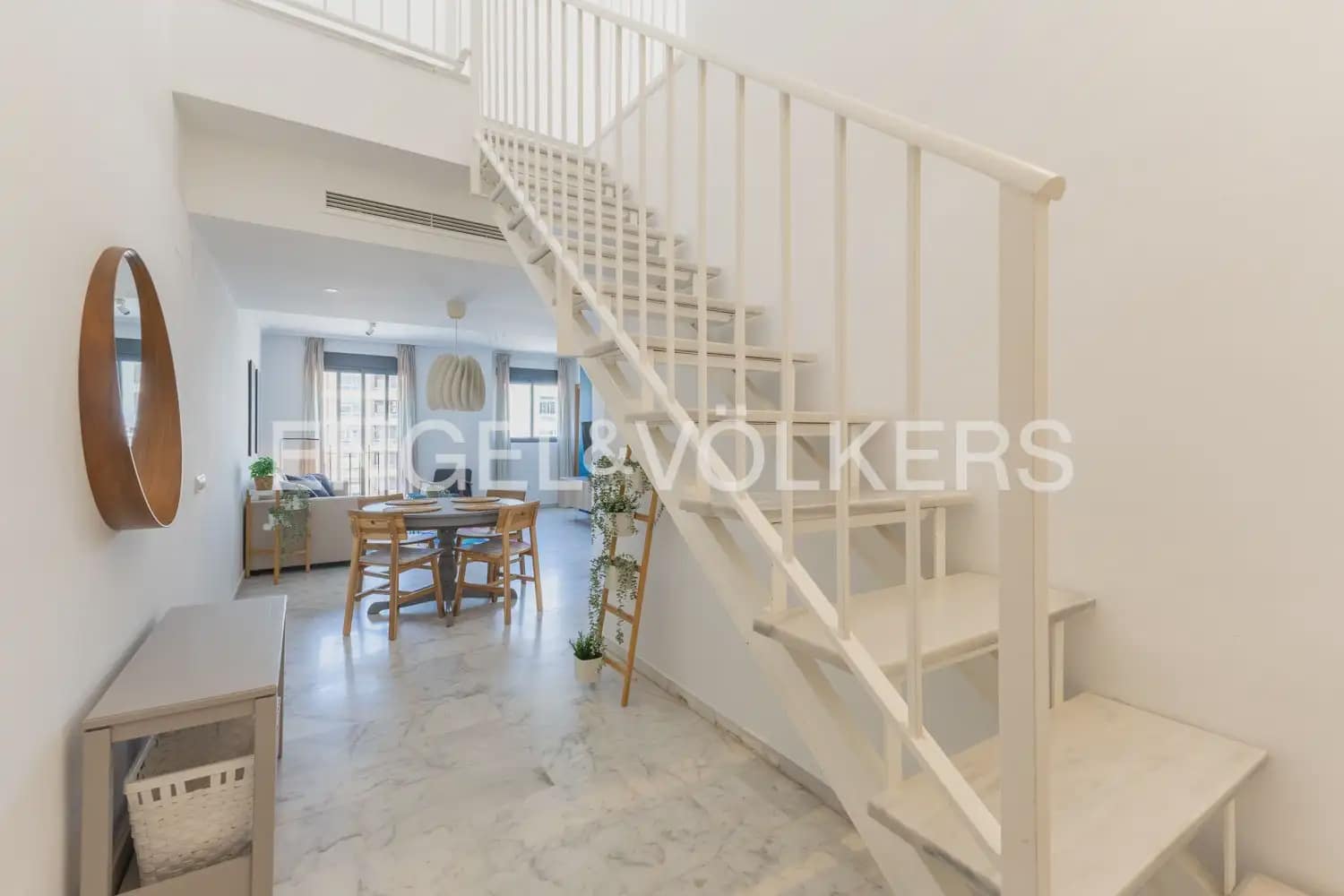 2 sovrum Takvåning att hyra i Valencia stad - 2 000 € (Ref: 9898266)