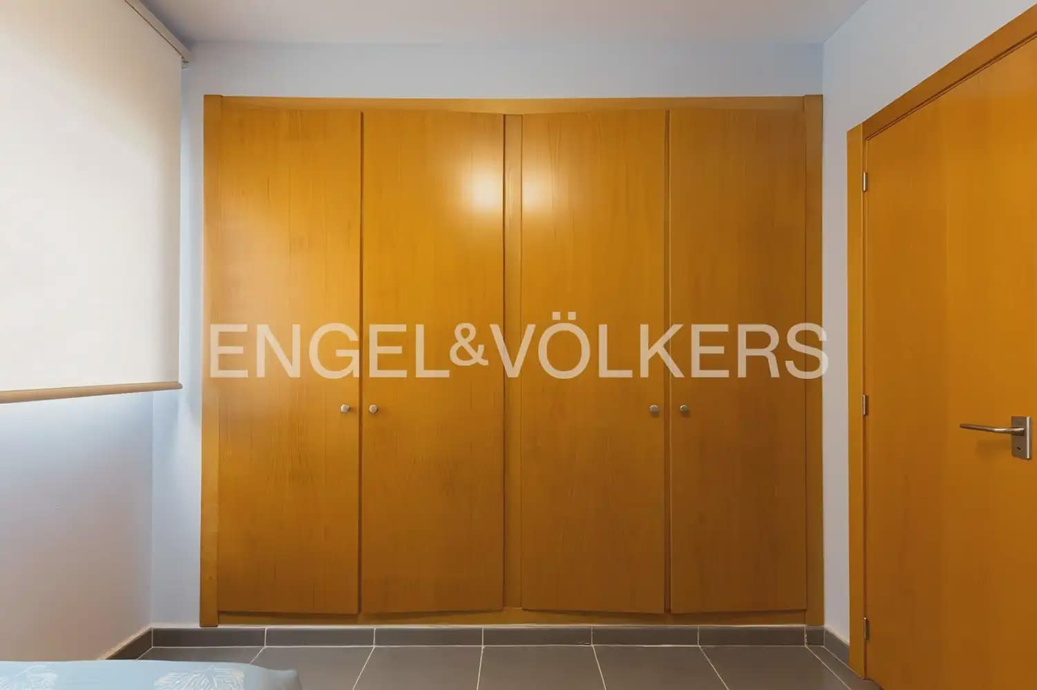 5 bedroom Villa for sale in San Antonio de Benageber with pool garage - € 550,000 (Ref: 9898267)