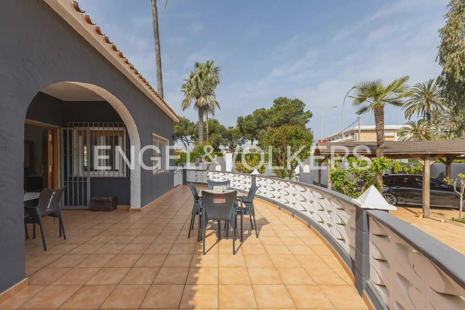 3 sovrum Villa till salu i Denia med pool garage - 695 000 € (Ref: 9898271)