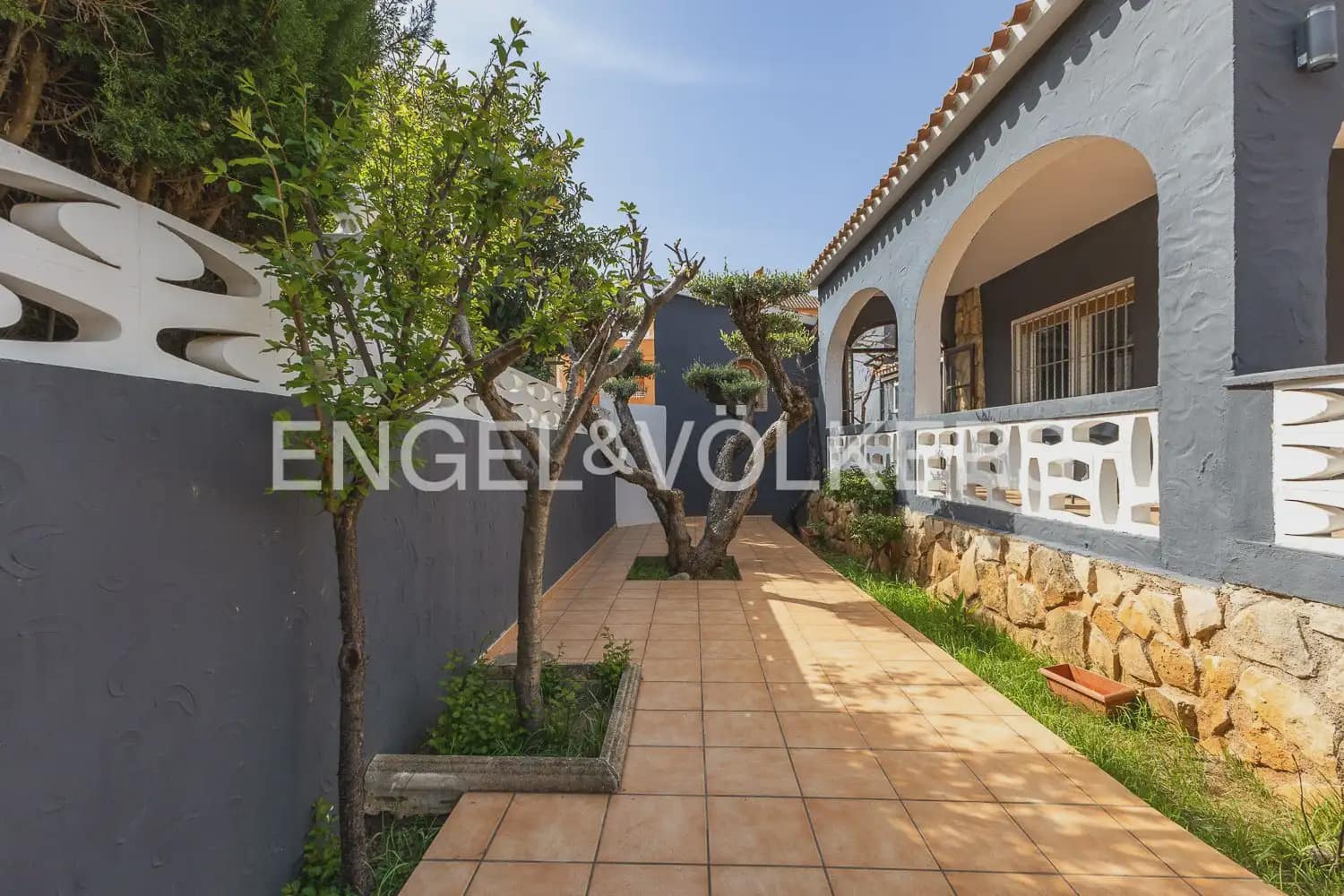 3 sovrum Villa till salu i Denia med pool garage - 695 000 € (Ref: 9898271)