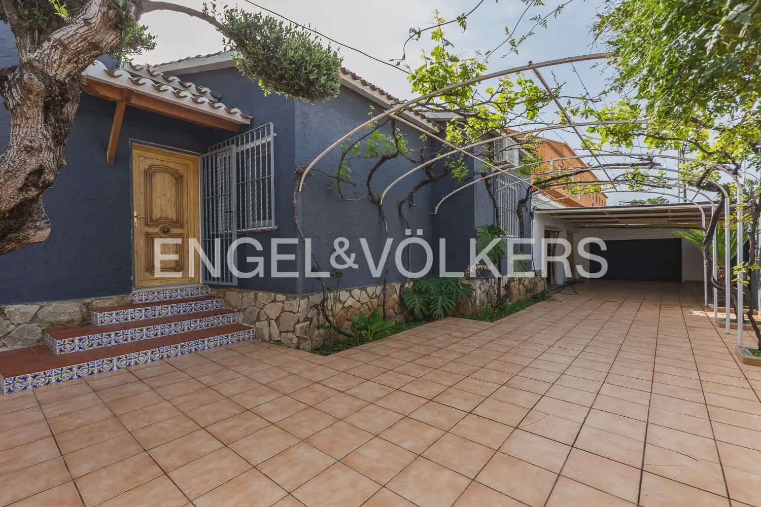 3 sovrum Villa till salu i Denia med pool garage - 695 000 € (Ref: 9898271)