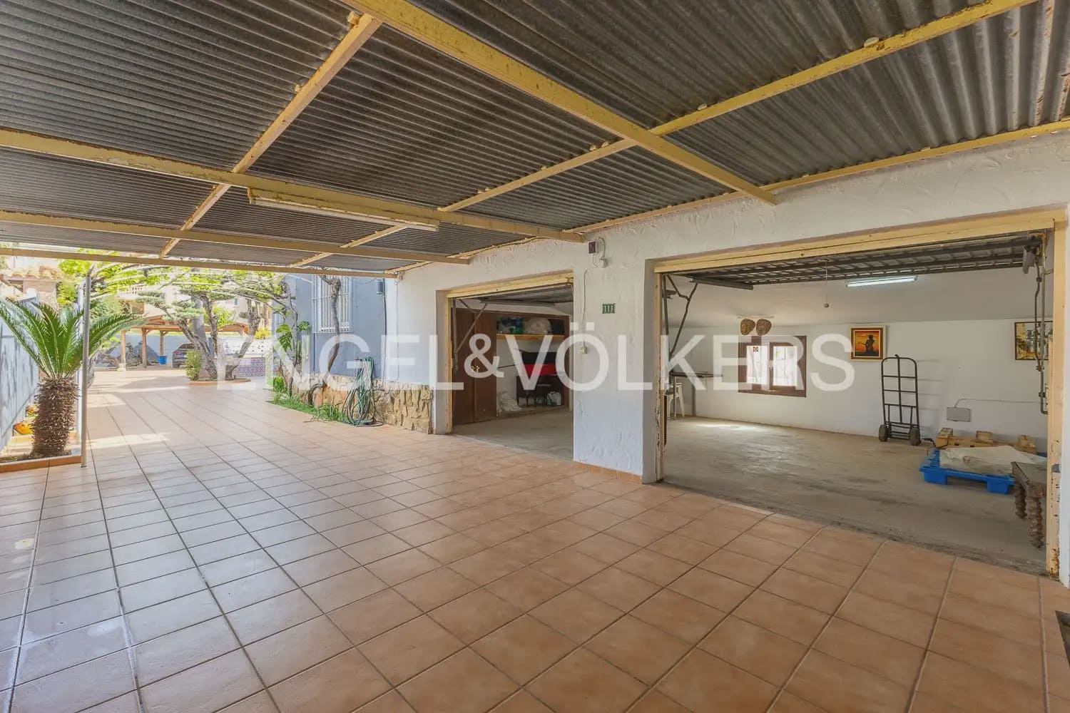 3 sovrum Villa till salu i Denia med pool garage - 695 000 € (Ref: 9898271)
