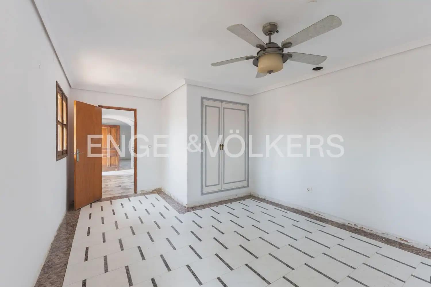 14 quarto Quinta/Casa Rural para venda em Denia com garagem - 1 380 000 € (Ref: 9898274)
