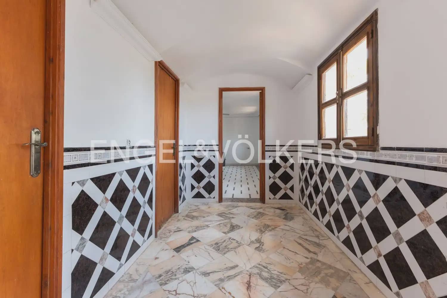 14 quarto Quinta/Casa Rural para venda em Denia com garagem - 1 380 000 € (Ref: 9898274)
