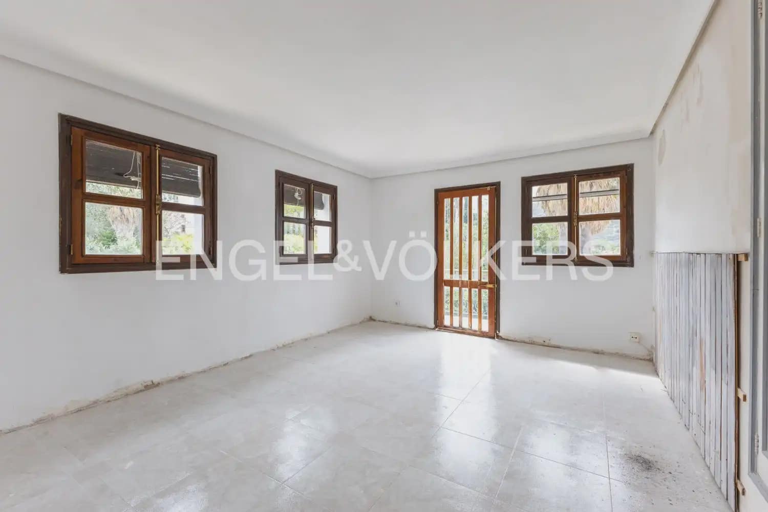 14 quarto Quinta/Casa Rural para venda em Denia com garagem - 1 380 000 € (Ref: 9898274)