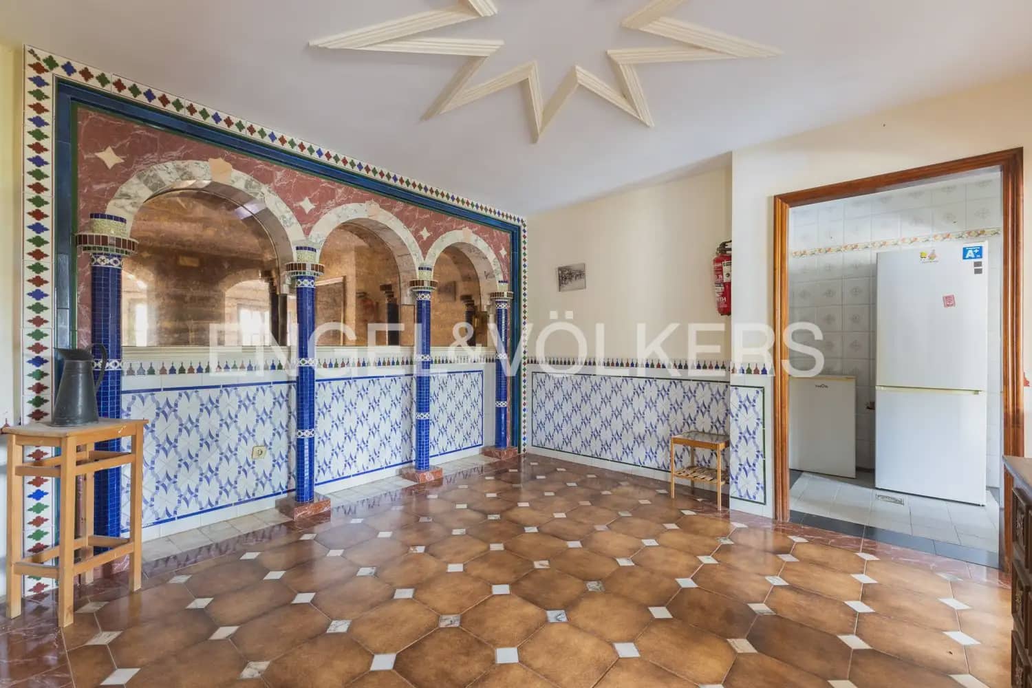 14 quarto Quinta/Casa Rural para venda em Denia com garagem - 1 380 000 € (Ref: 9898274)