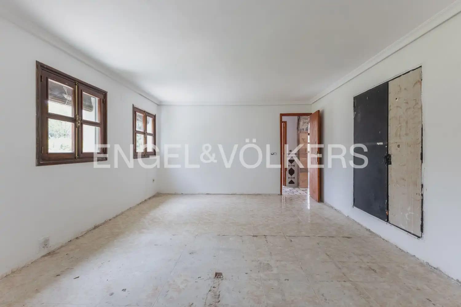 14 quarto Quinta/Casa Rural para venda em Denia com garagem - 1 380 000 € (Ref: 9898274)