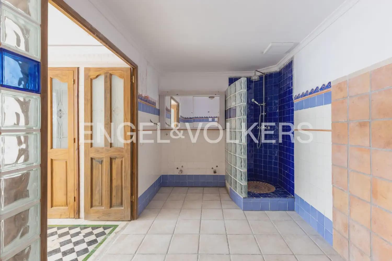 14 quarto Quinta/Casa Rural para venda em Denia com garagem - 1 380 000 € (Ref: 9898274)