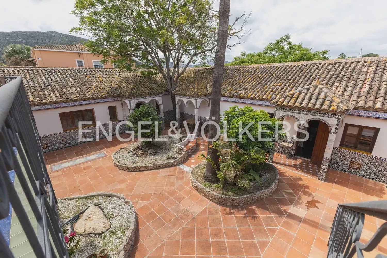 14 quarto Quinta/Casa Rural para venda em Denia com garagem - 1 380 000 € (Ref: 9898274)