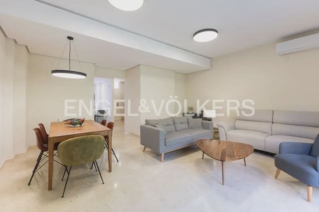3 bedroom Terraced Villa for rent in Rocafort with garage - € 2,500 (Ref: 9898275)