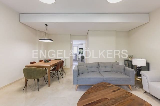 3 bedroom Terraced Villa for rent in Rocafort with garage - € 2,500 (Ref: 9898275)