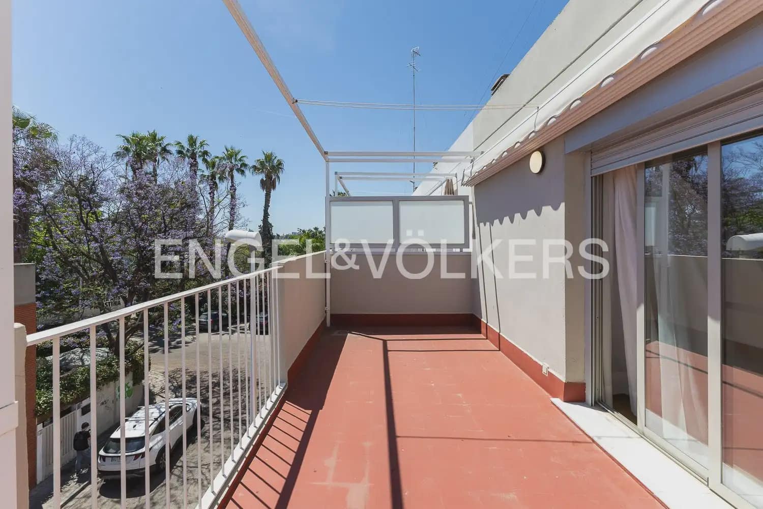 3 bedroom Terraced Villa for rent in Rocafort with garage - € 2,500 (Ref: 9898275)