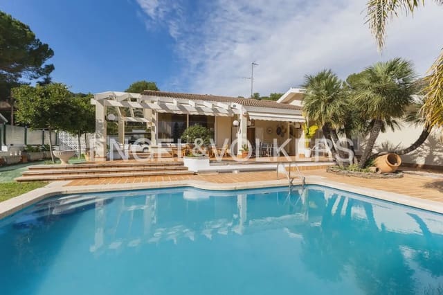 4 quarto Moradia para venda em Benicàssim com piscina - 550 000 € (Ref: 9898276)
