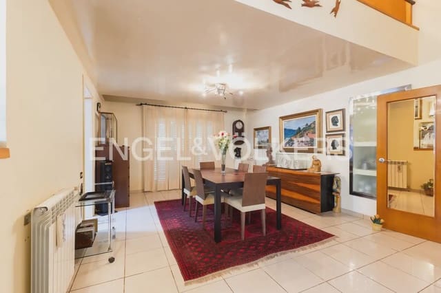 4 quarto Moradia para venda em Benicàssim com piscina - 550 000 € (Ref: 9898276)