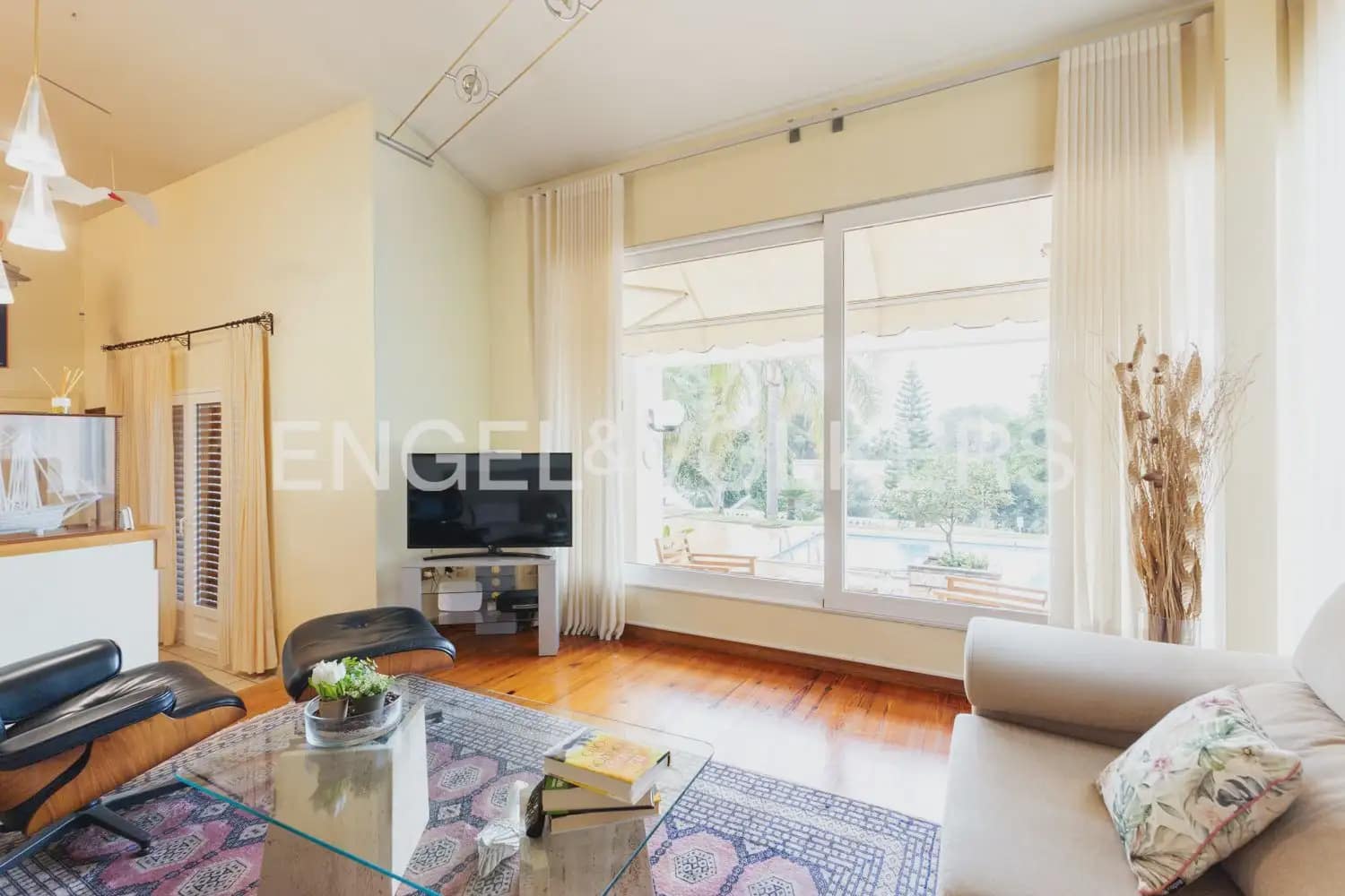 4 sovrum Villa till salu i Benicassim med pool - 550 000 € (Ref: 9898276)