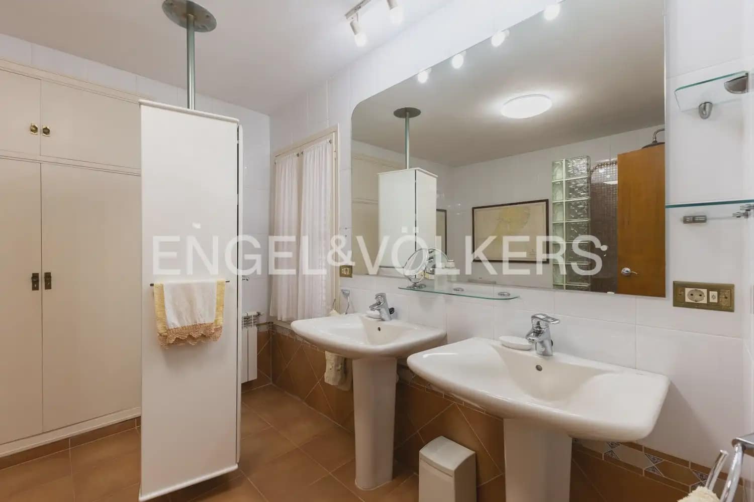 4 sovrum Villa till salu i Benicassim med pool - 550 000 € (Ref: 9898276)