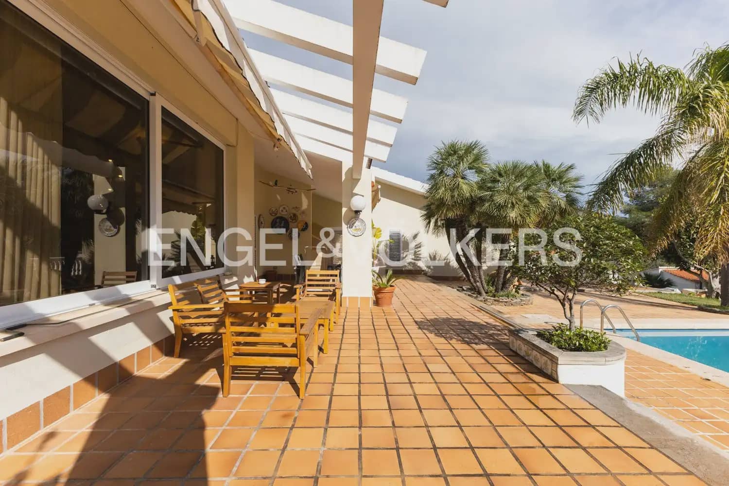 4 sovrum Villa till salu i Benicassim med pool - 550 000 € (Ref: 9898276)
