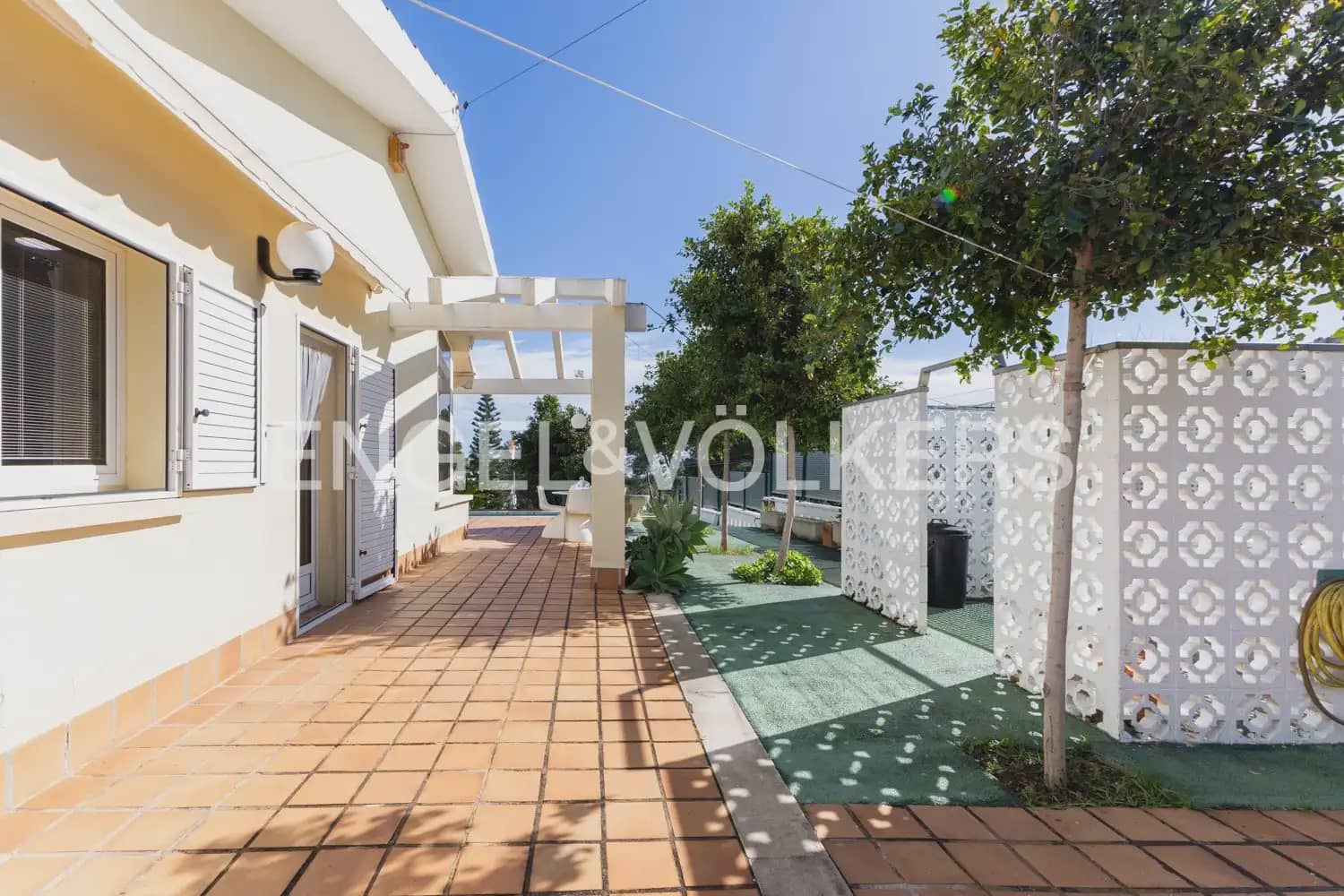 4 sovrum Villa till salu i Benicassim med pool - 550 000 € (Ref: 9898276)