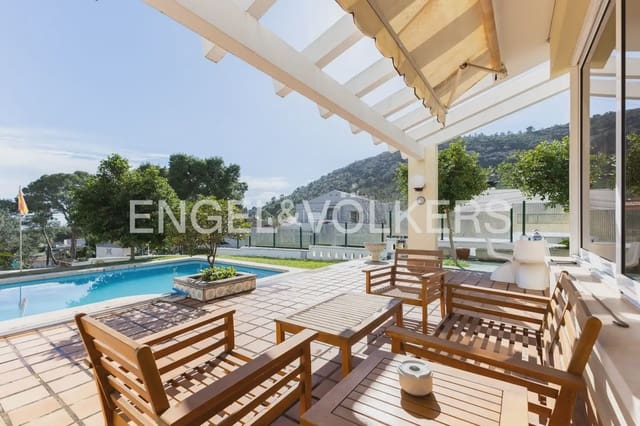 4 quarto Moradia para venda em Benicàssim com piscina - 550 000 € (Ref: 9898276)