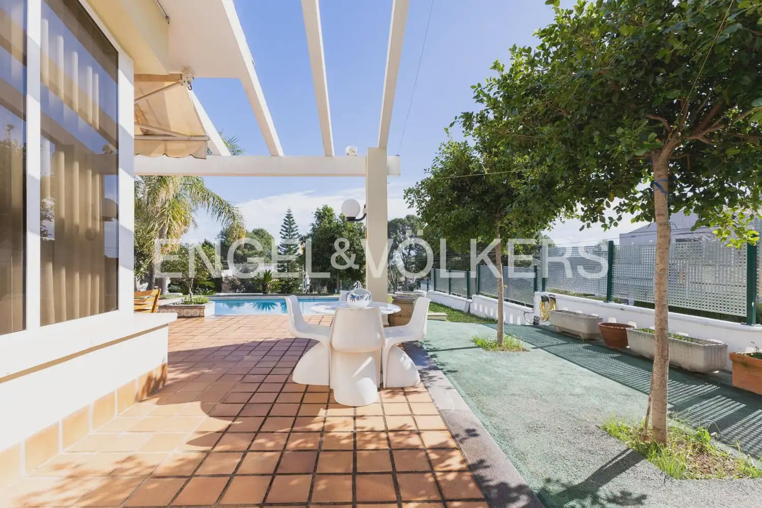 4 sovrum Villa till salu i Benicassim med pool - 550 000 € (Ref: 9898276)