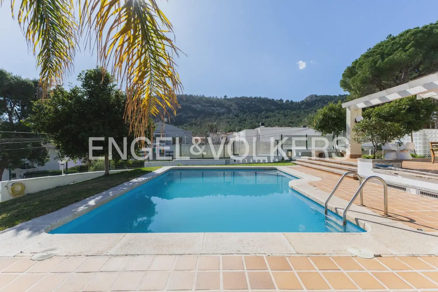 4 sovrum Villa till salu i Benicassim med pool - 550 000 € (Ref: 9898276)