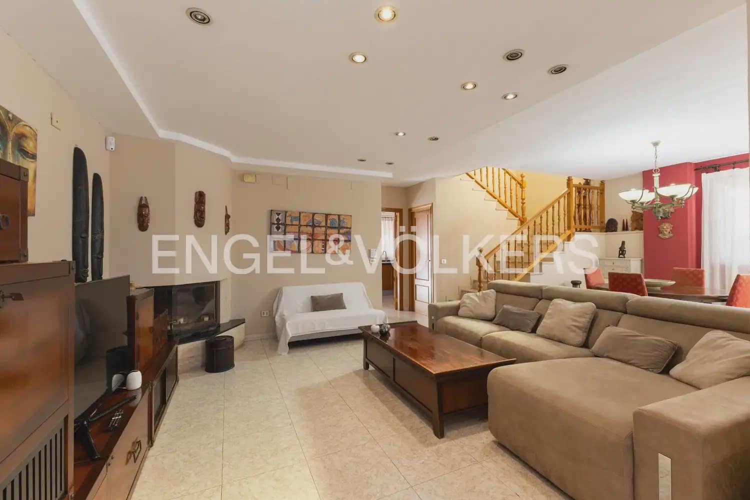 4 bedroom Villa for rent in Benicassim with pool garage - € 2,500 (Ref: 9898279)