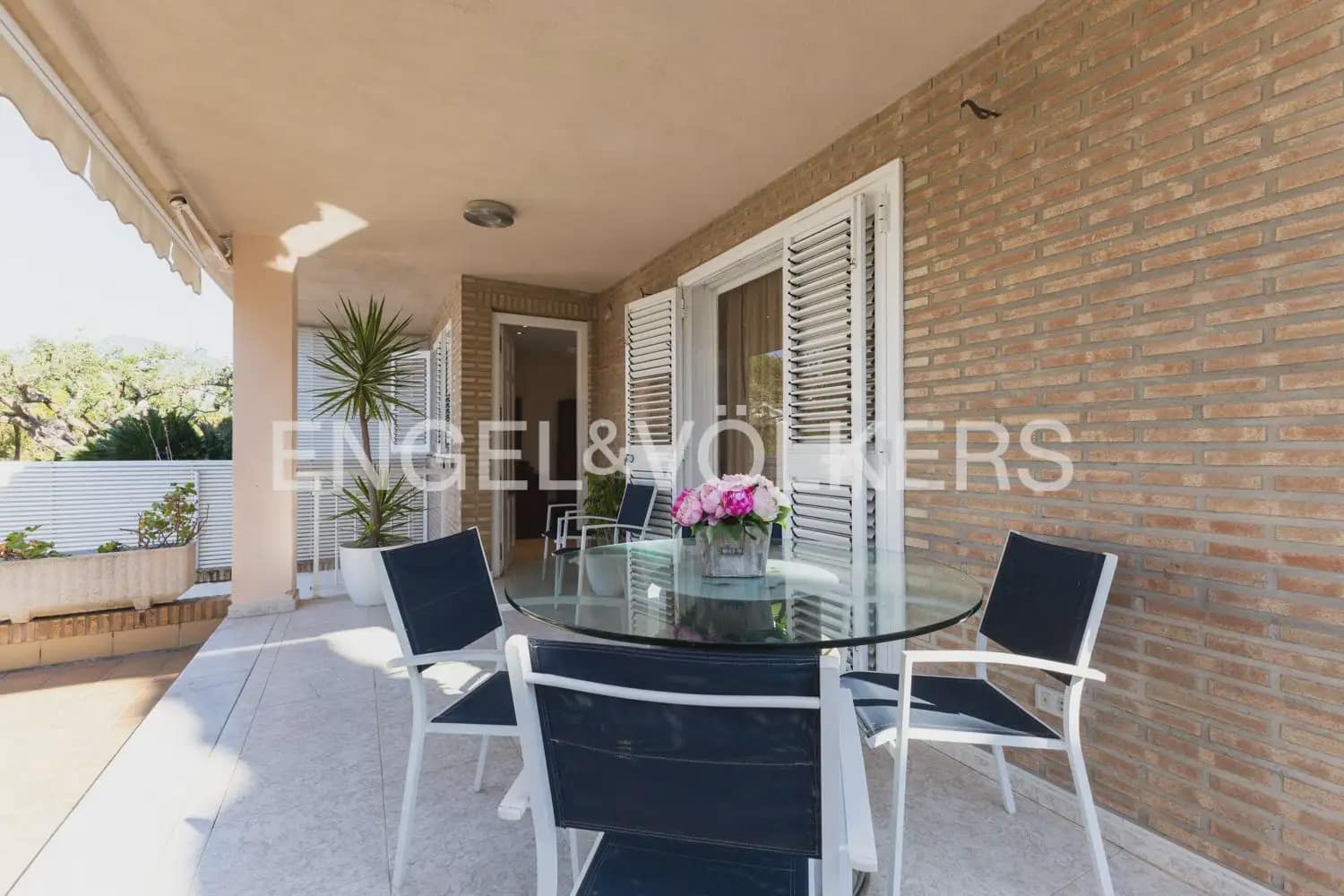 4 bedroom Villa for rent in Benicassim with pool garage - € 2,500 (Ref: 9898279)