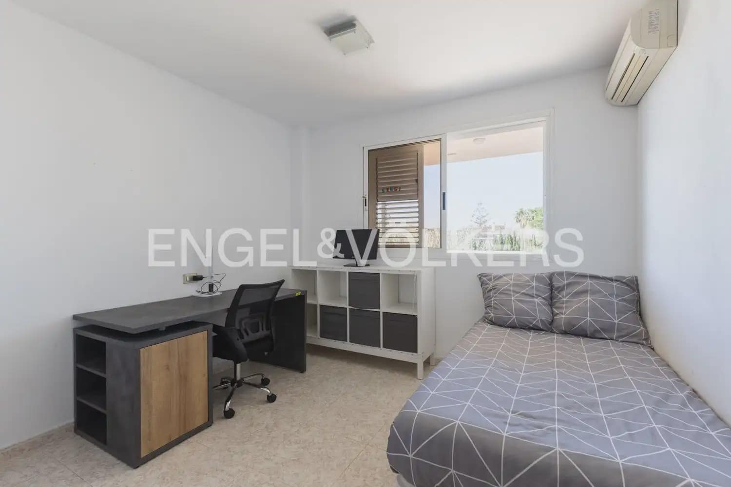 4 bedroom Villa for rent in Benicassim with pool garage - € 2,500 (Ref: 9898279)