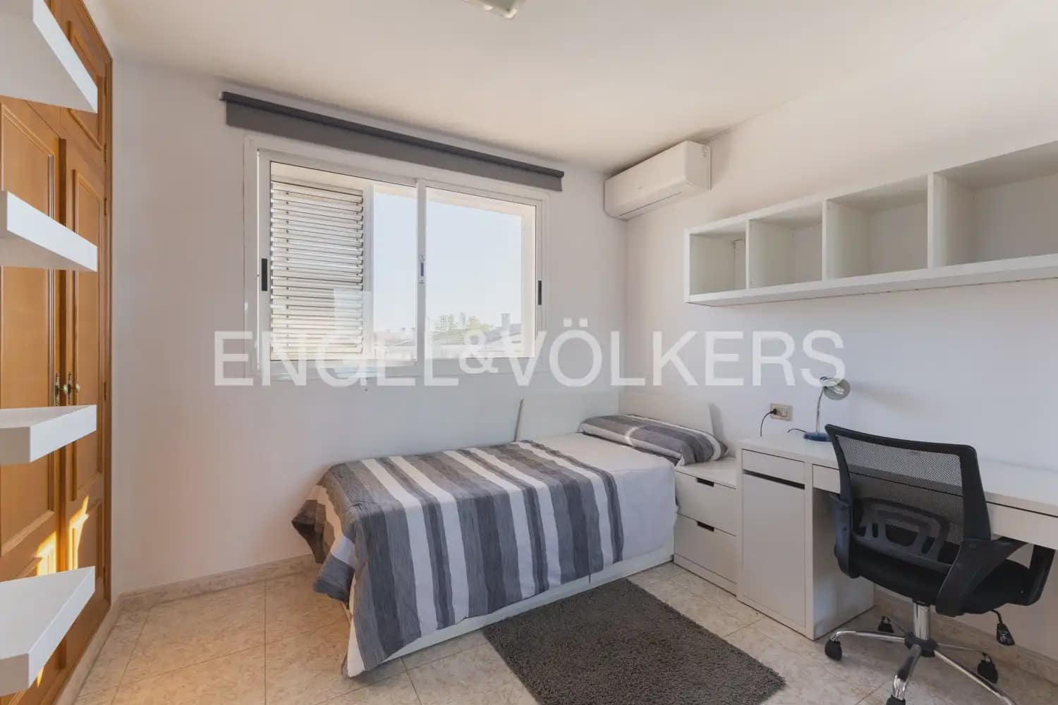 4 bedroom Villa for rent in Benicassim with pool garage - € 2,500 (Ref: 9898279)