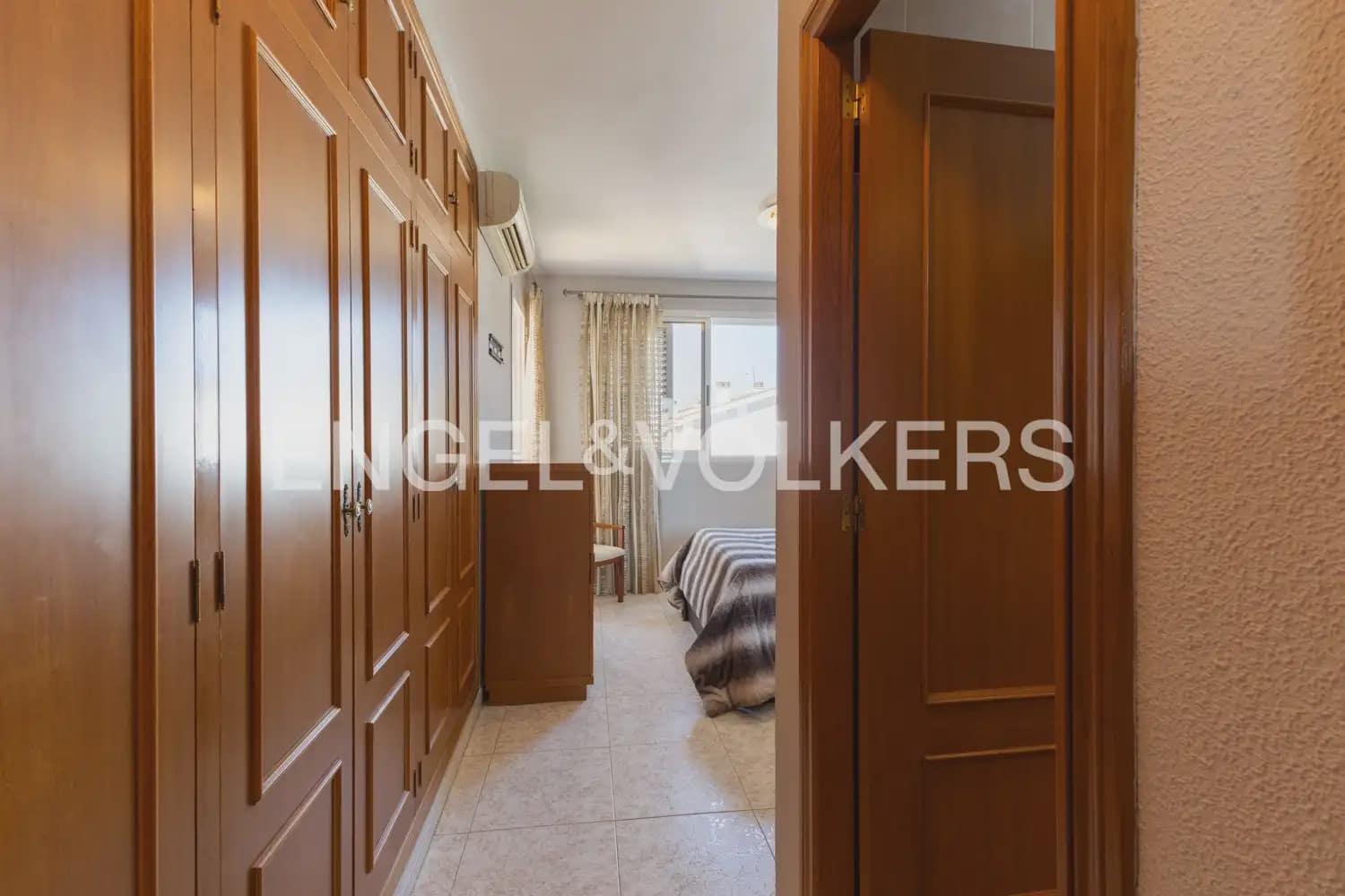 4 bedroom Villa for rent in Benicassim with pool garage - € 2,500 (Ref: 9898279)