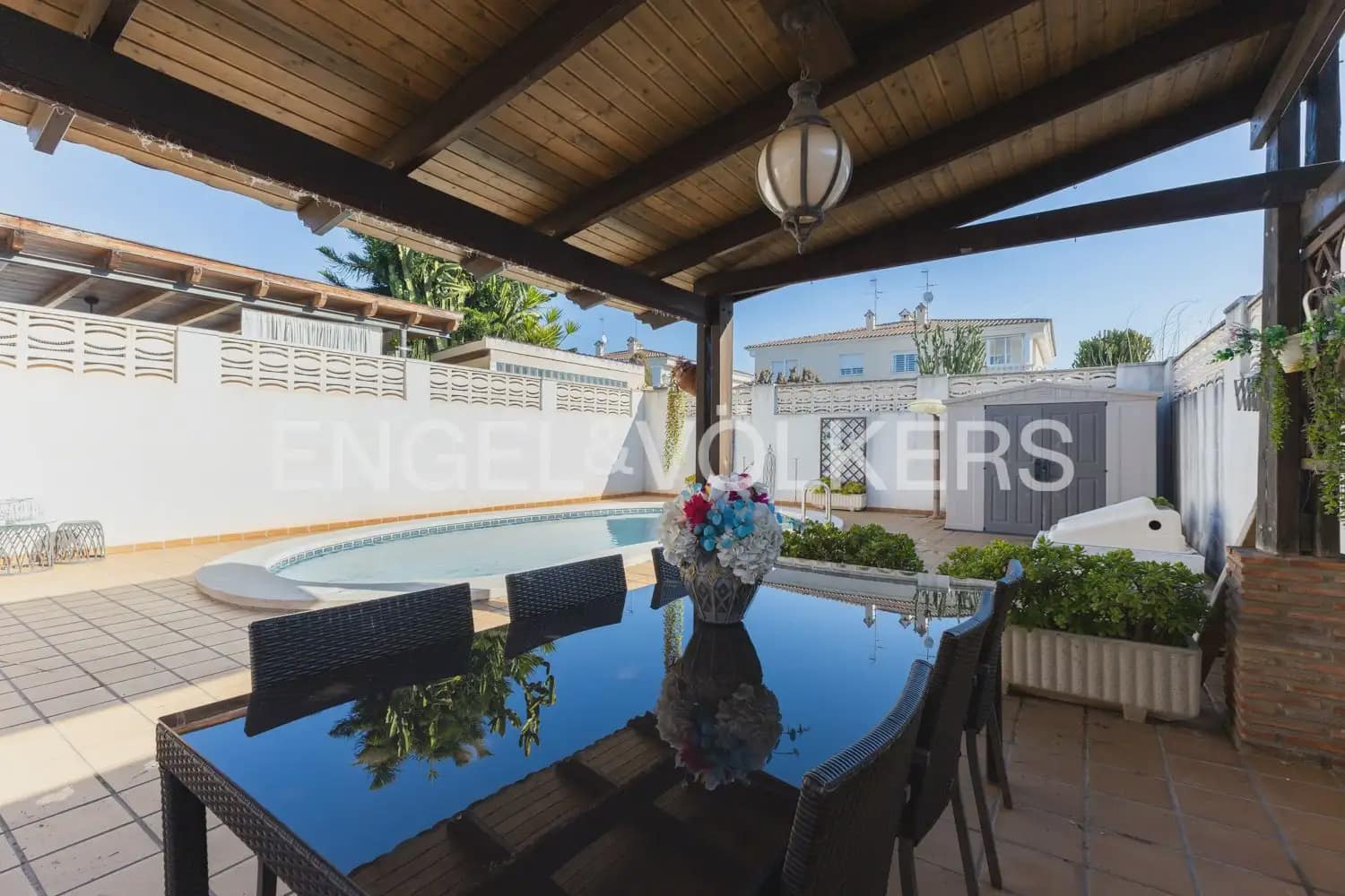 4 bedroom Villa for rent in Benicassim with pool garage - € 2,500 (Ref: 9898279)