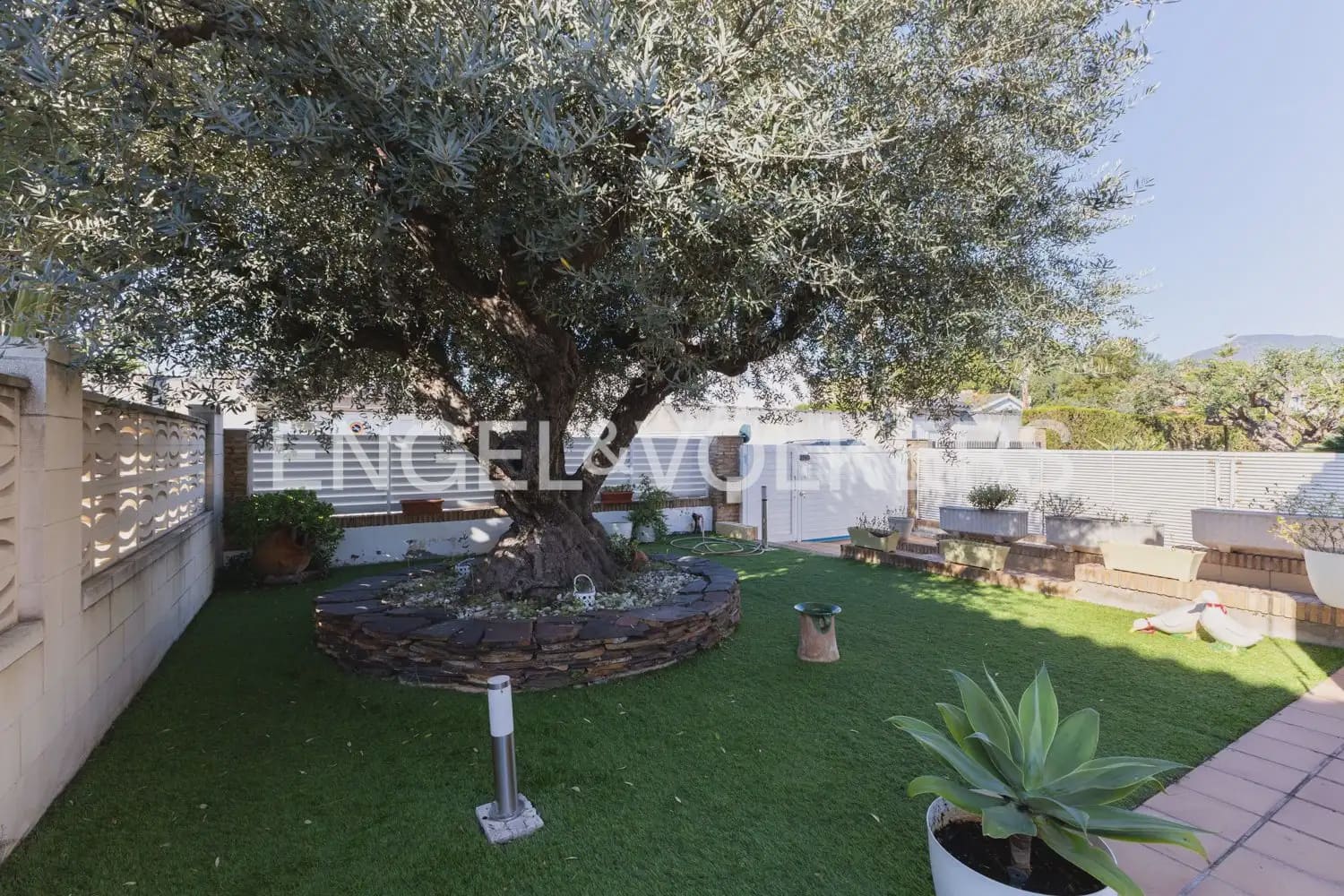 4 bedroom Villa for rent in Benicassim with pool garage - € 2,500 (Ref: 9898279)