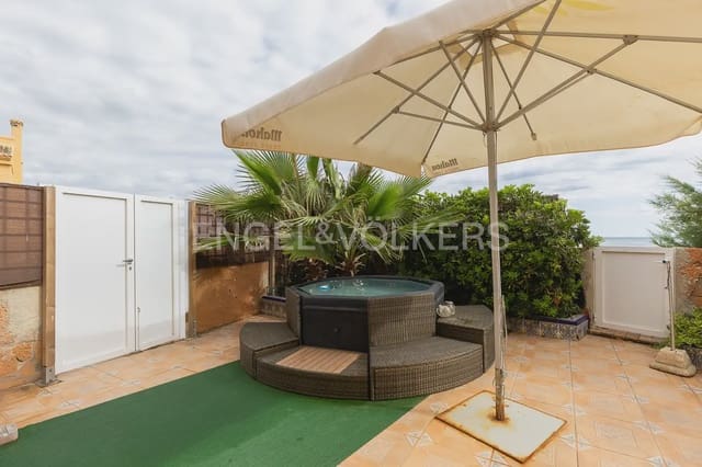 4 bedroom Villa for sale in Sueca with garage - € 697,500 (Ref: 9898280)