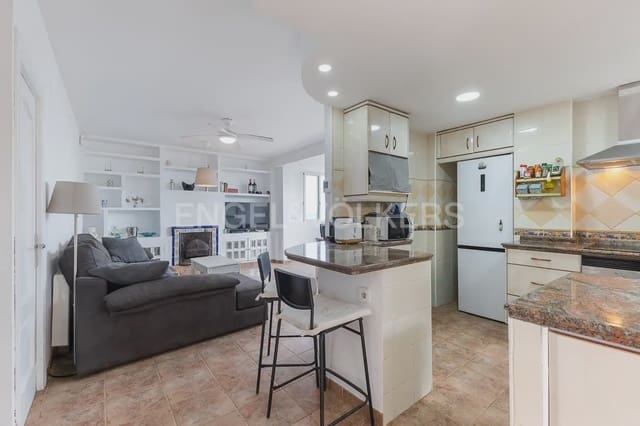 4 bedroom Villa for sale in Sueca with garage - € 697,500 (Ref: 9898280)