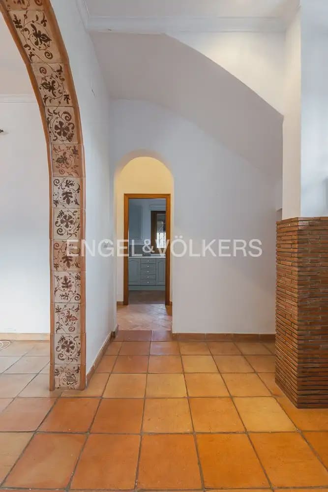 6 quarto Quinta/Casa Rural para venda em Orba com piscina garagem - 690 000 € (Ref: 9898281)