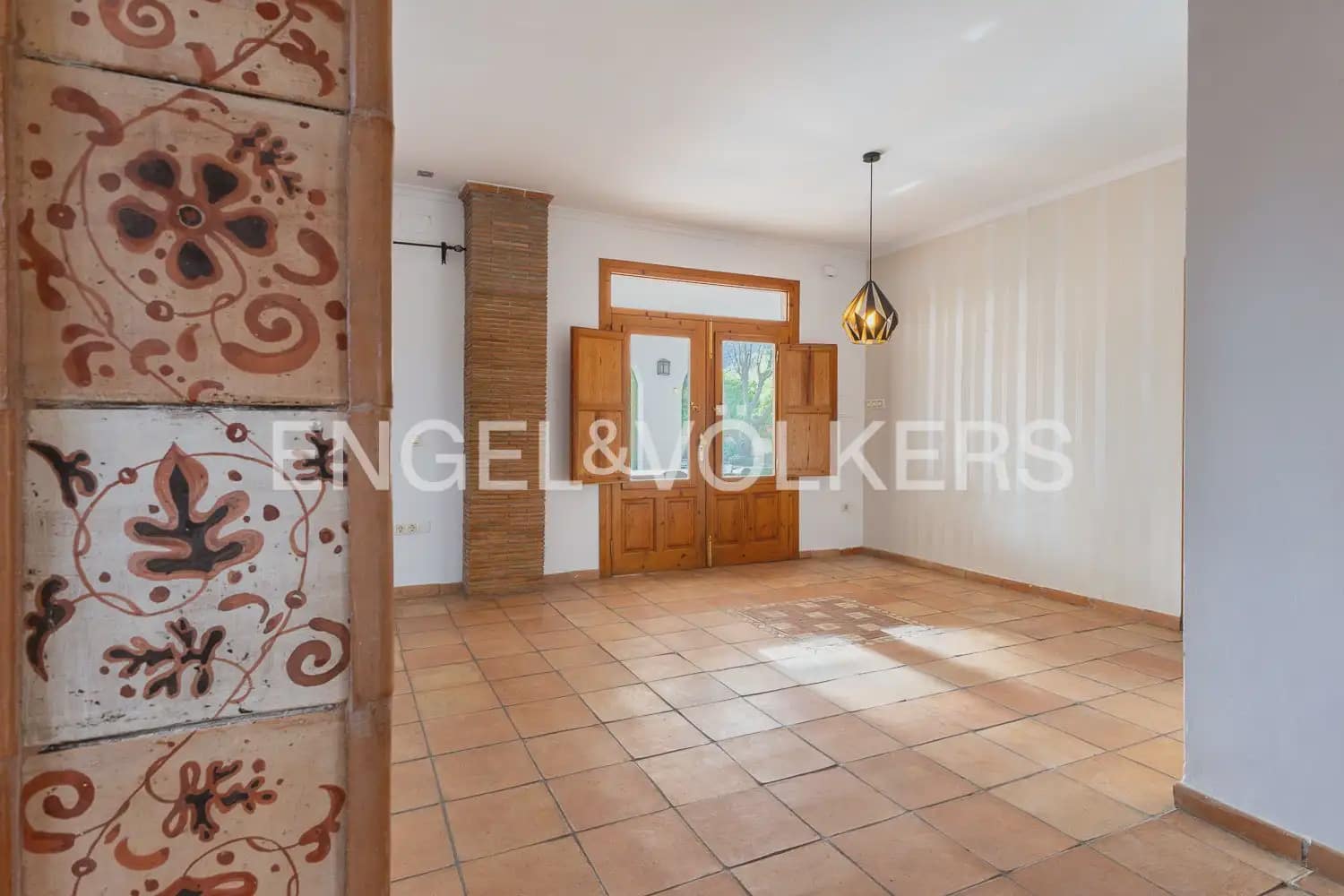 6 quarto Quinta/Casa Rural para venda em Orba com piscina garagem - 690 000 € (Ref: 9898281)