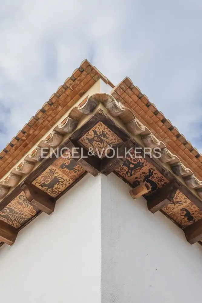 6 quarto Quinta/Casa Rural para venda em Orba com piscina garagem - 690 000 € (Ref: 9898281)