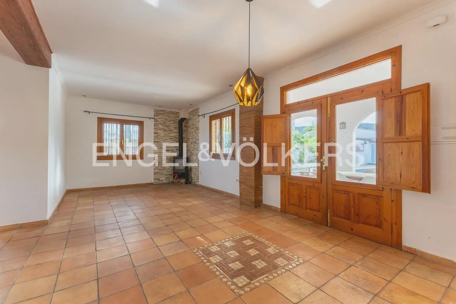 6 quarto Quinta/Casa Rural para venda em Orba com piscina garagem - 690 000 € (Ref: 9898281)