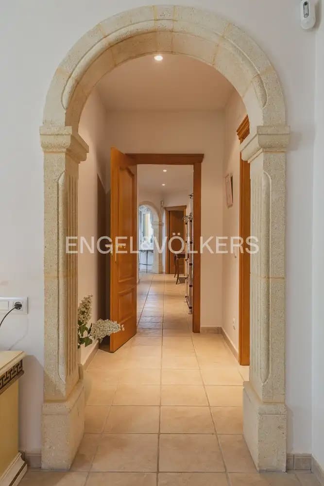 4 sovrum Villa till salu i Javea / Xabia med garage - 2 200 000 € (Ref: 9898282)
