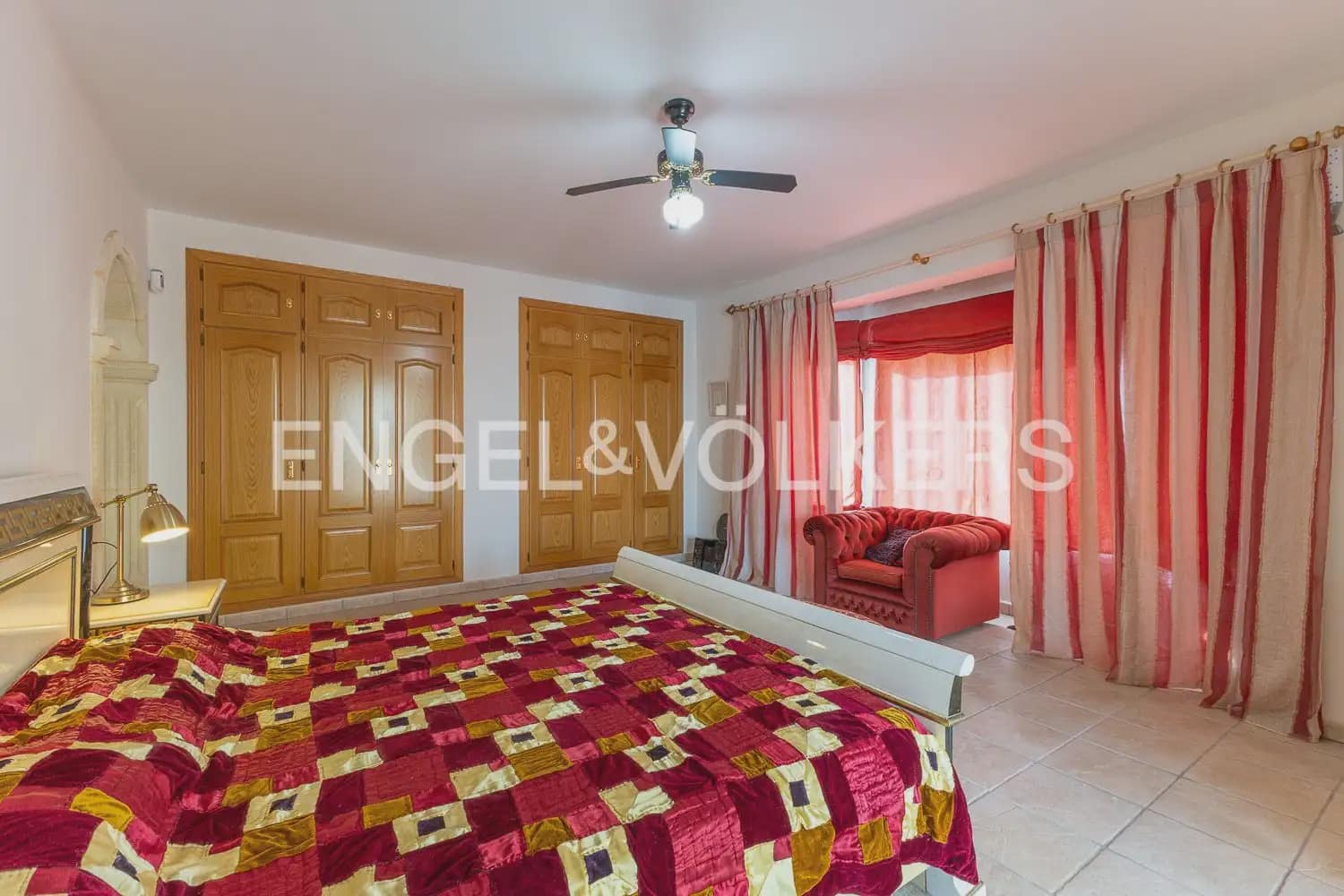 4 sovrum Villa till salu i Javea / Xabia med garage - 2 200 000 € (Ref: 9898282)