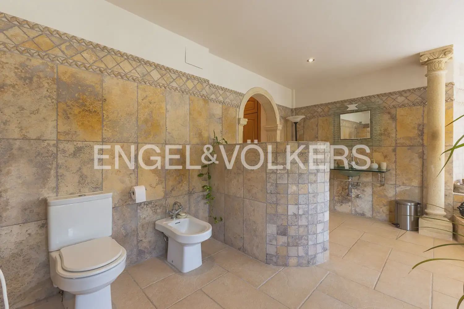 4 sovrum Villa till salu i Javea / Xabia med garage - 2 200 000 € (Ref: 9898282)