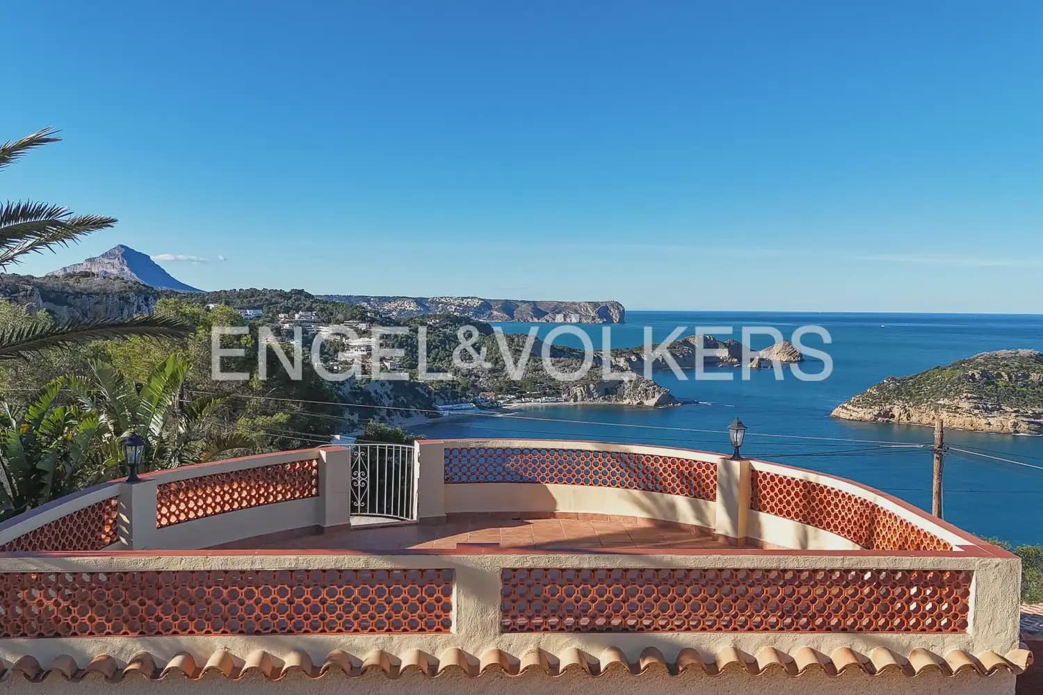 4 Zimmer Villa zu verkaufen in Javea / Xabia mit Pool Garage - 3.499.000 € (Ref: 9898283)