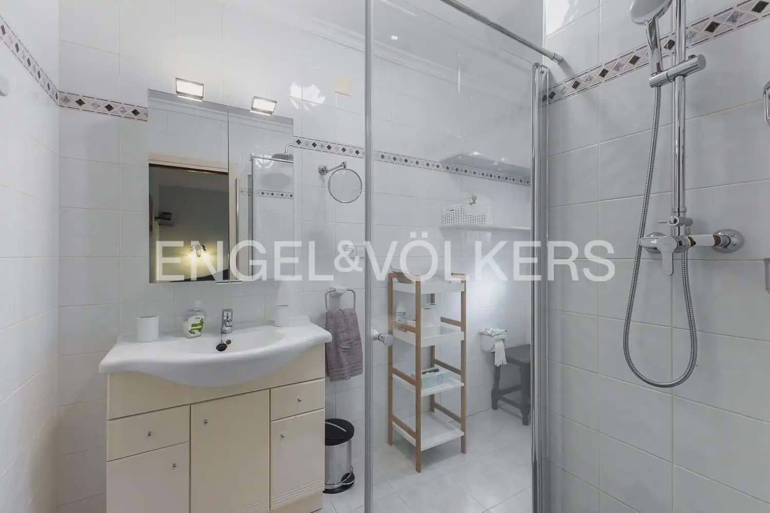 4 Zimmer Villa zu verkaufen in Javea / Xabia mit Pool Garage - 3.499.000 € (Ref: 9898283)