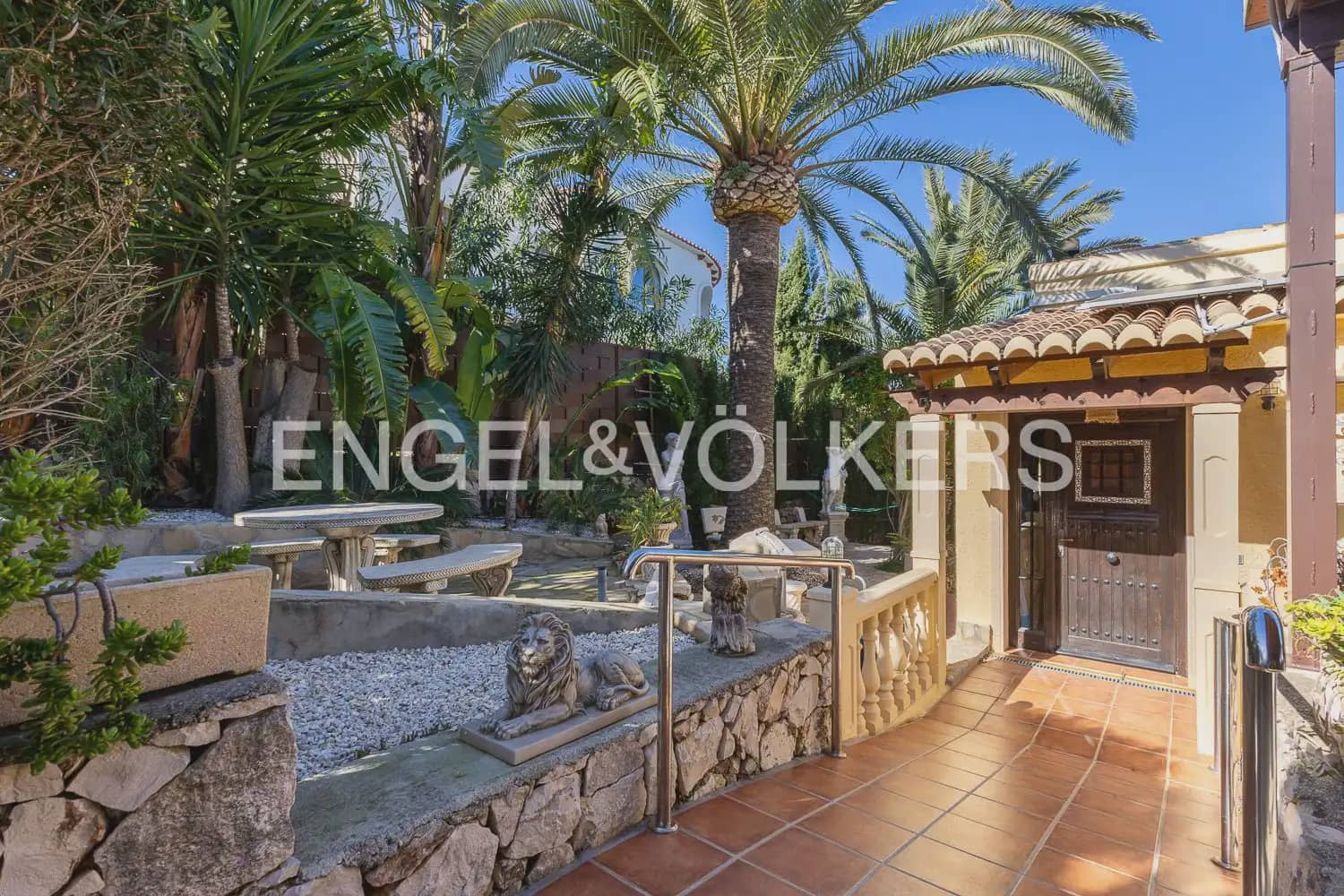 4 Zimmer Villa zu verkaufen in Javea / Xabia mit Pool Garage - 3.499.000 € (Ref: 9898283)