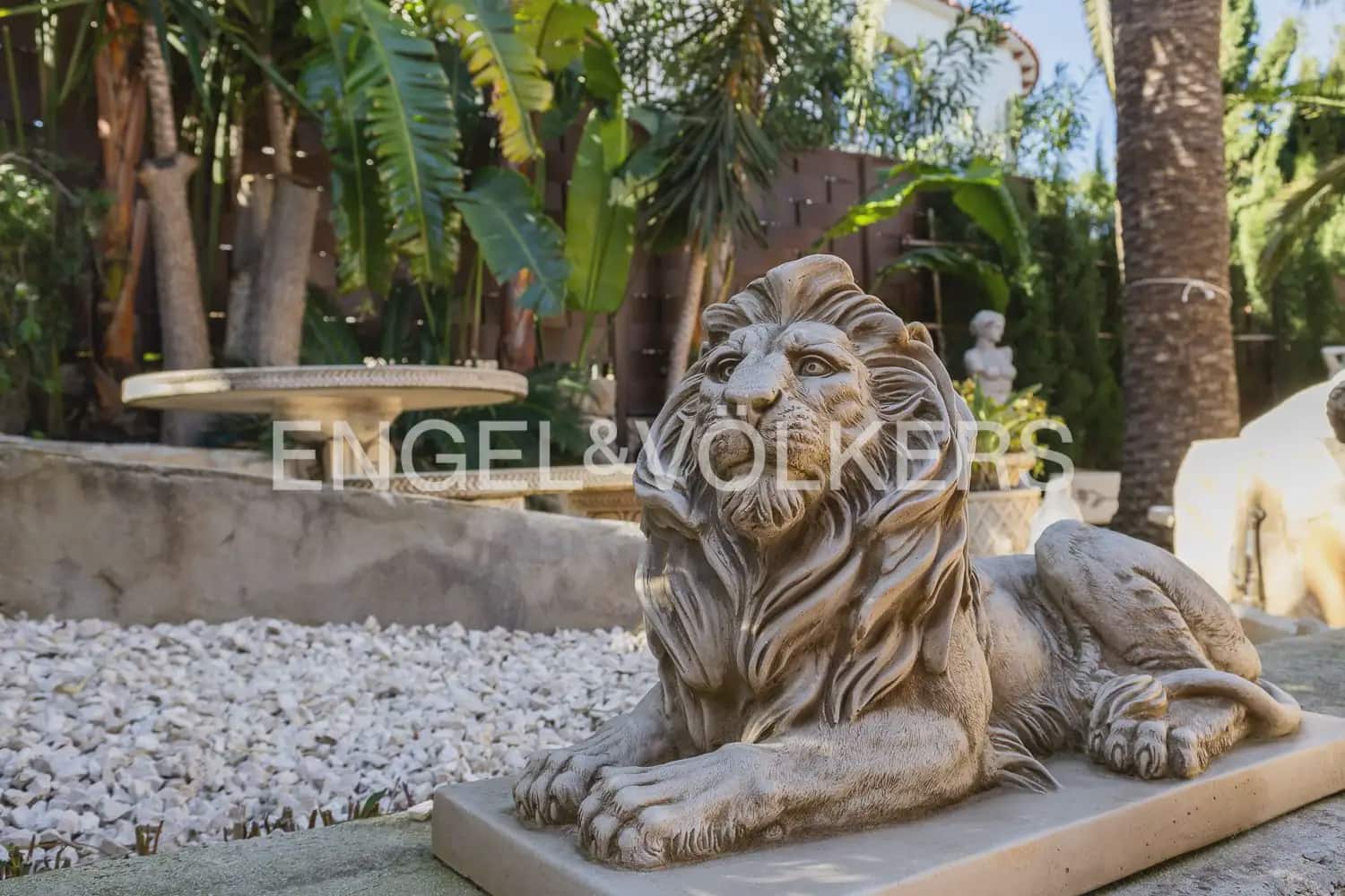 4 Zimmer Villa zu verkaufen in Javea / Xabia mit Pool Garage - 3.499.000 € (Ref: 9898283)