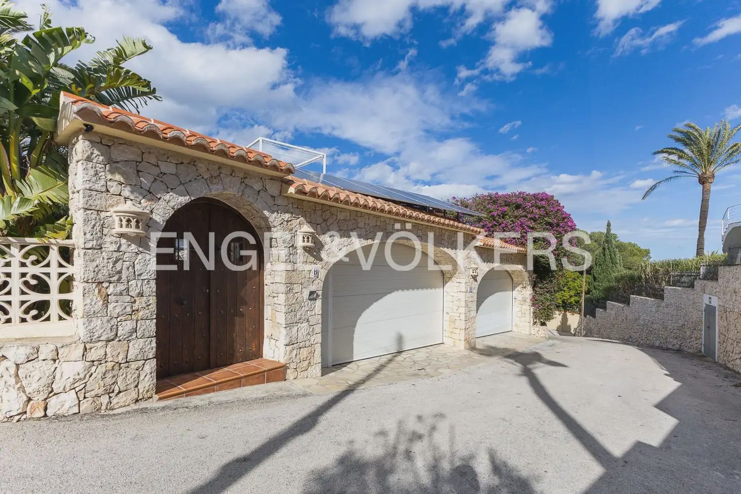 4 Zimmer Villa zu verkaufen in Javea / Xabia mit Pool Garage - 3.499.000 € (Ref: 9898283)