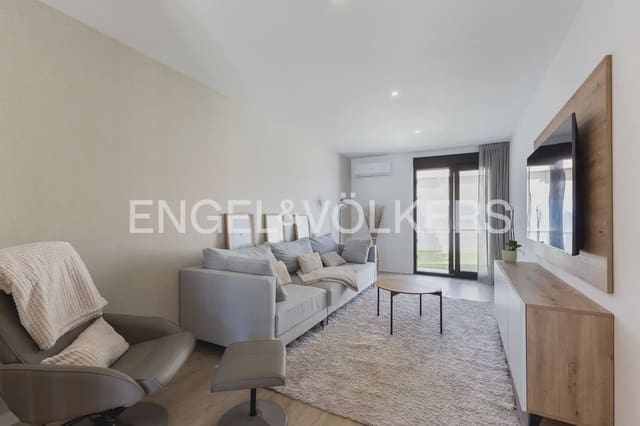 4 bedroom Villa for rent in Alfara del Patriarca - € 2,800 (Ref: 9898284)