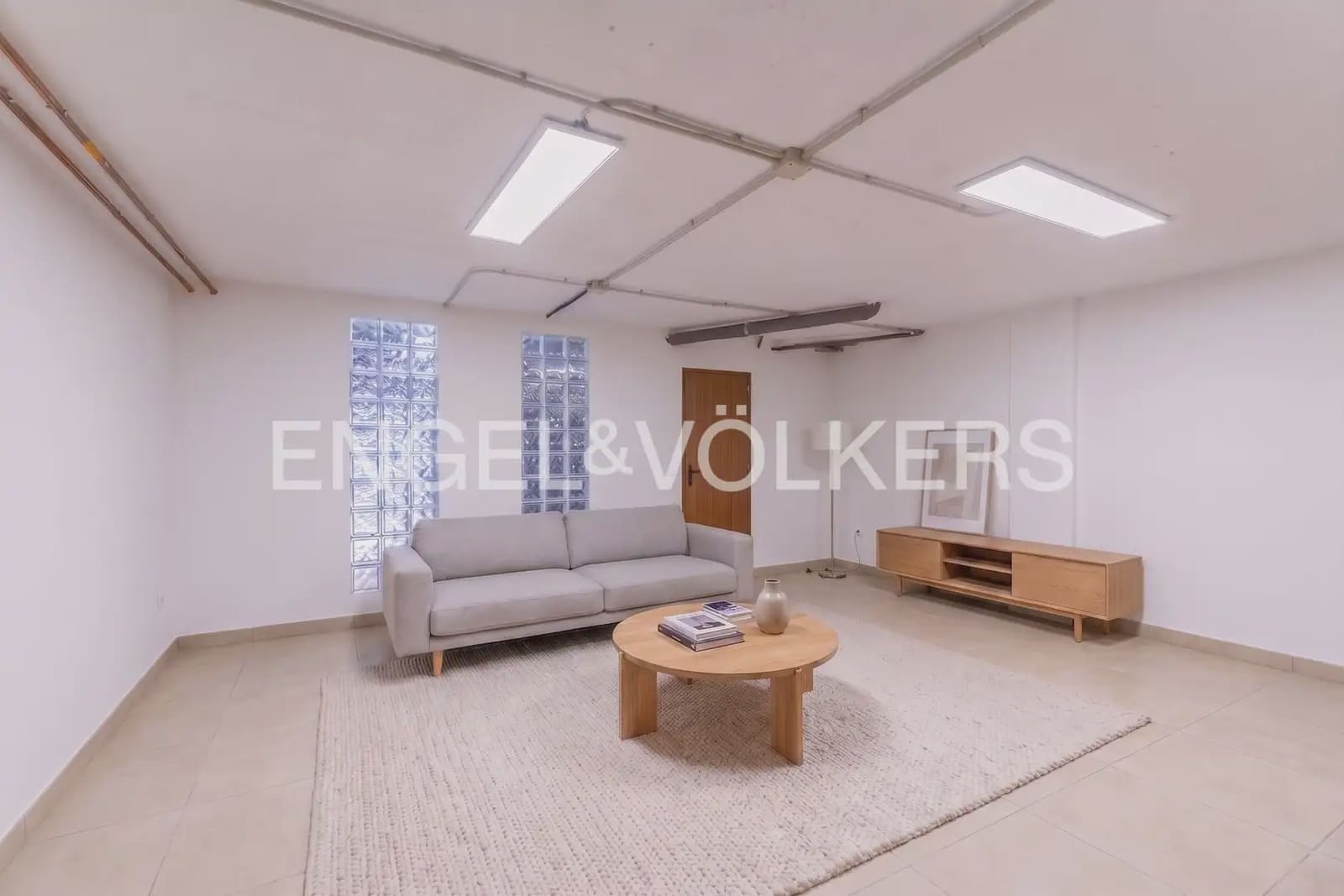 4 makuuhuone Rivitalo myytävänä paikassa Castello de la Plana mukana 
autotalli - 475 000 € (Ref: 9898285)