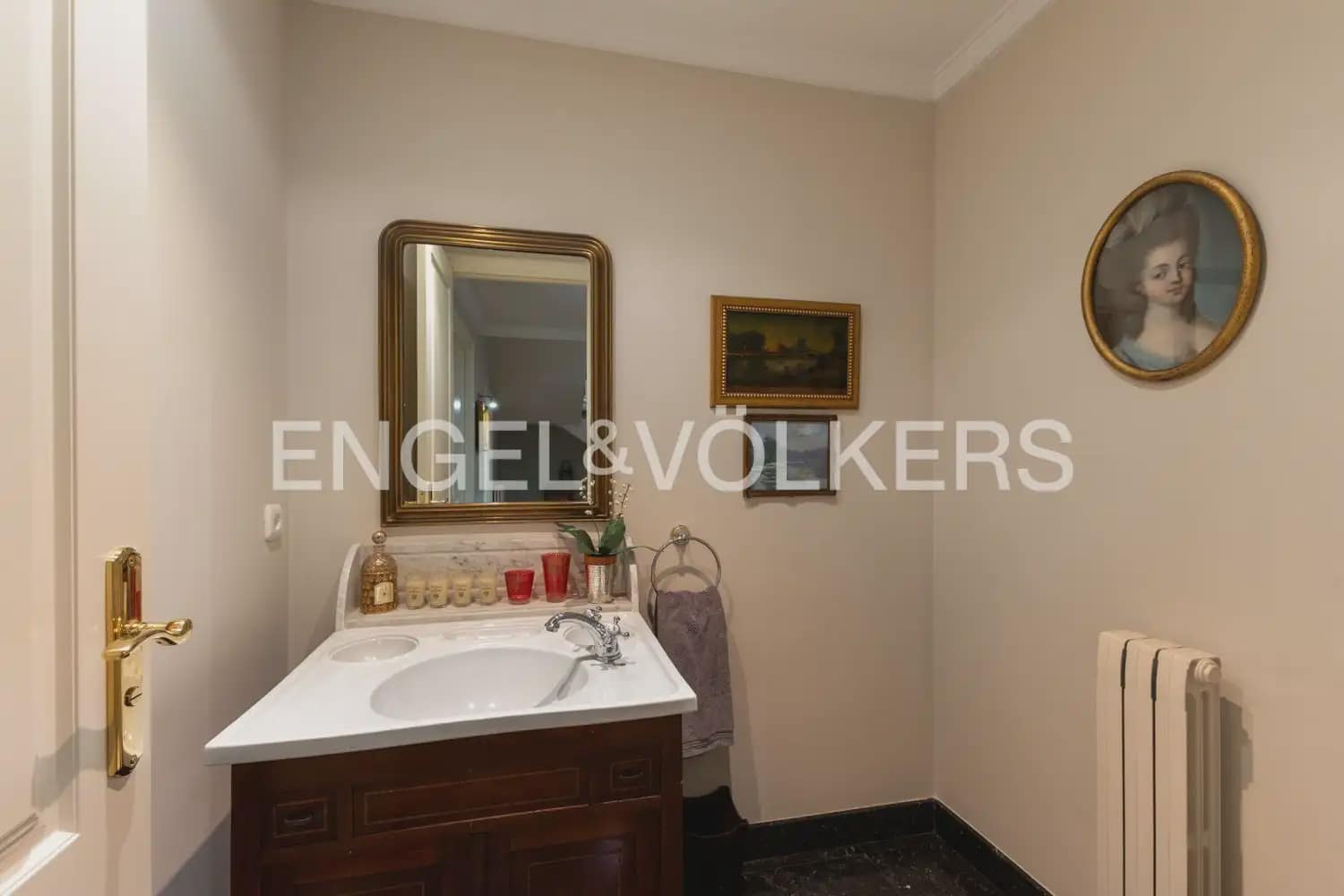 6 sypialnia Willa na sprzedaż w Faura z basenem garażem - 700 000 € (Ref: 9898287)