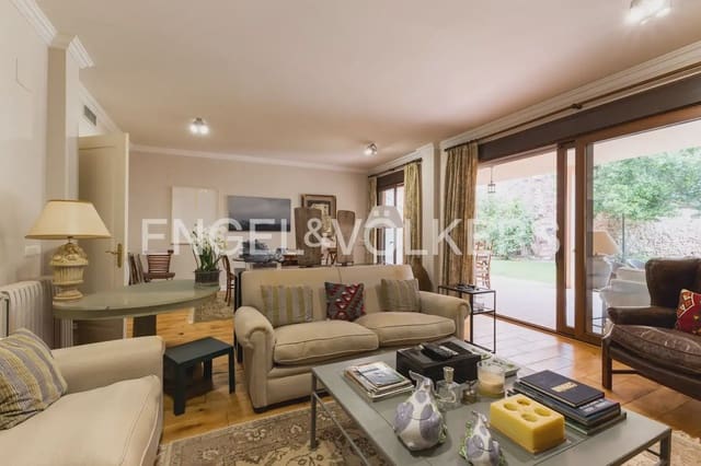 6 bedroom Villa for sale in Faura with pool garage - € 700,000 (Ref: 9898287)